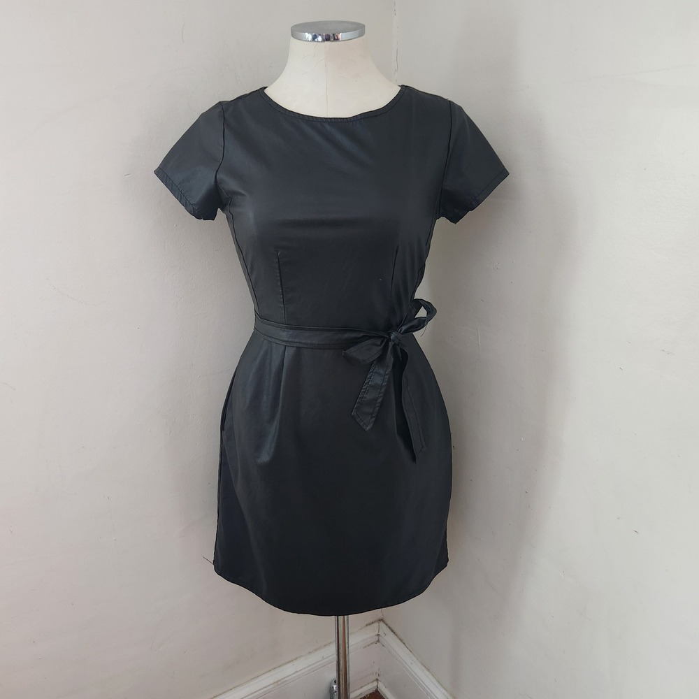 Robin Black Faux Leather Short Sleeve Belted Mini‎ Dress Size 6 EUR 36